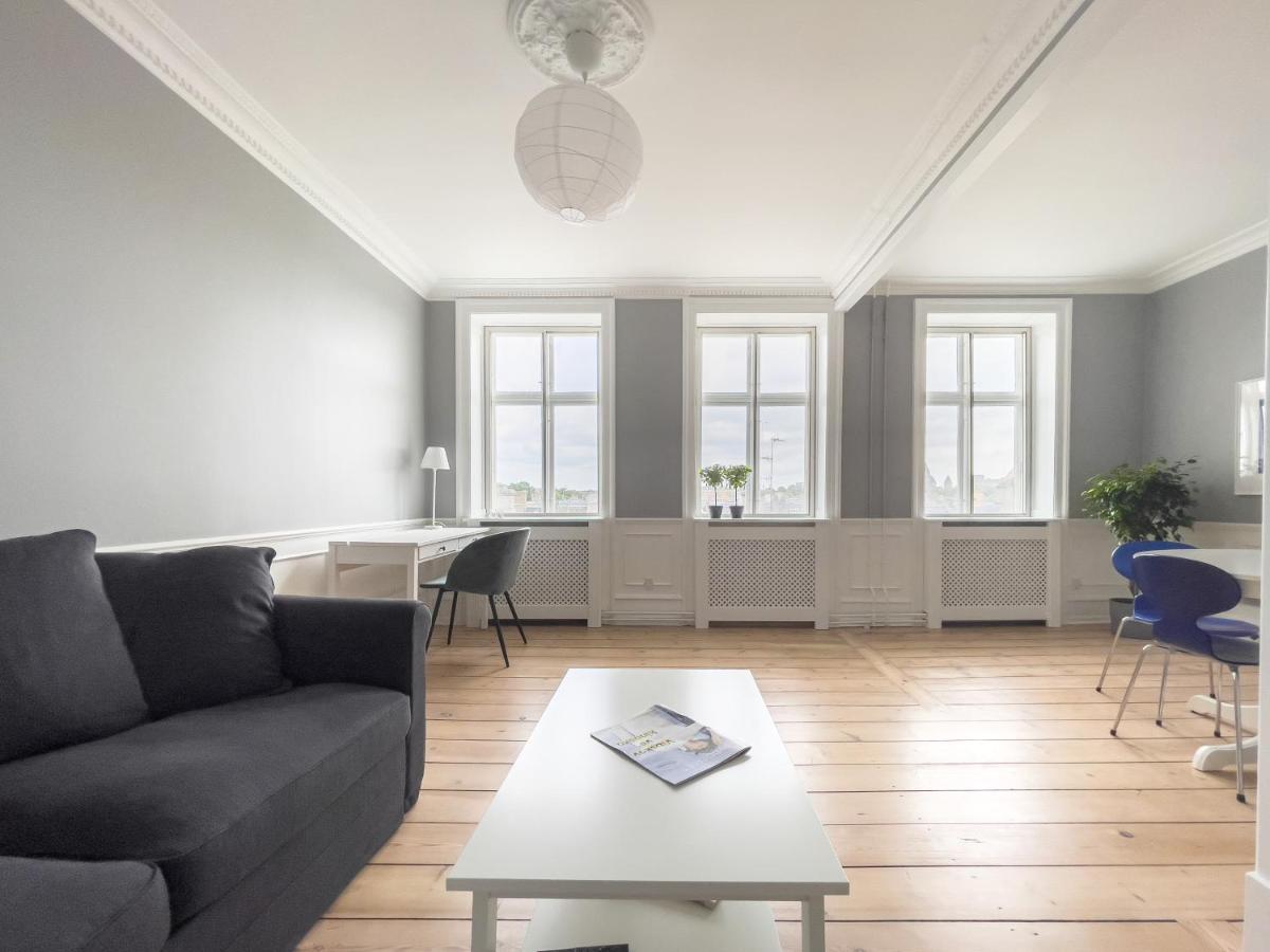 Stylish Classic Danish Design Apartment Kopenhagen Exterior foto